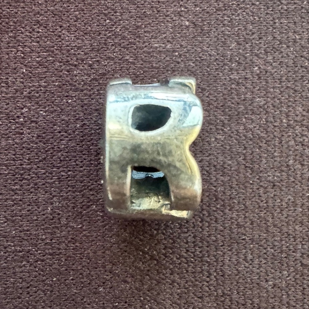 Chamilia Sterling Silver Letter R Initial Bead Charm 925 Retired Alphabet Block